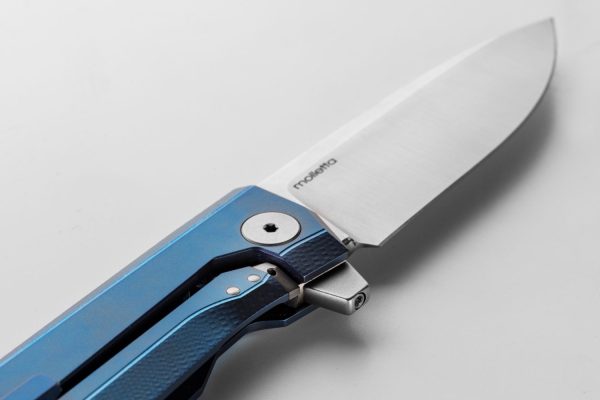 LionSteel Myto Flipper - M390 Satin Blade - Blue Titanium Textured Handle - LSTMT01BL - Image 5